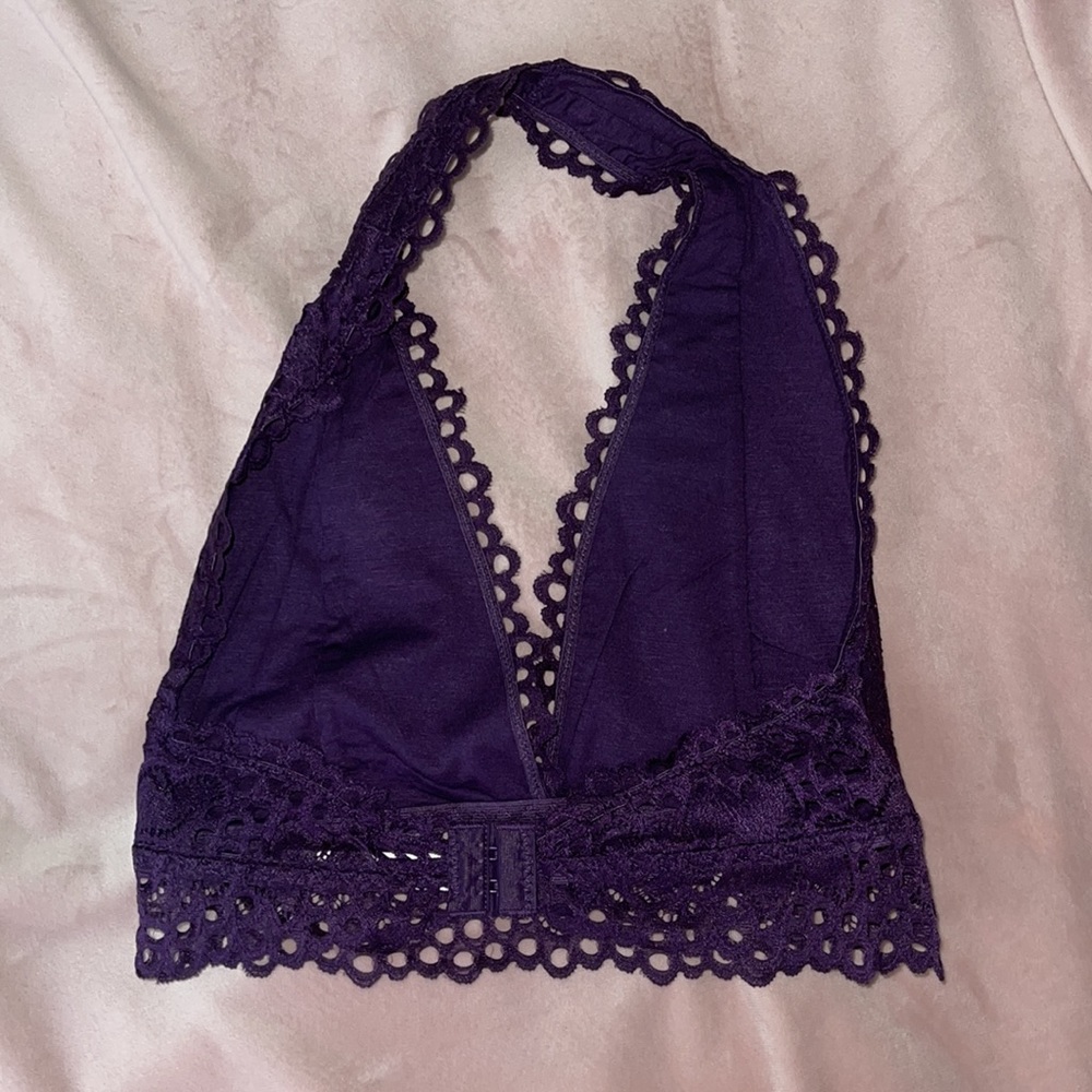 Halter bra - Picture 3 of 5